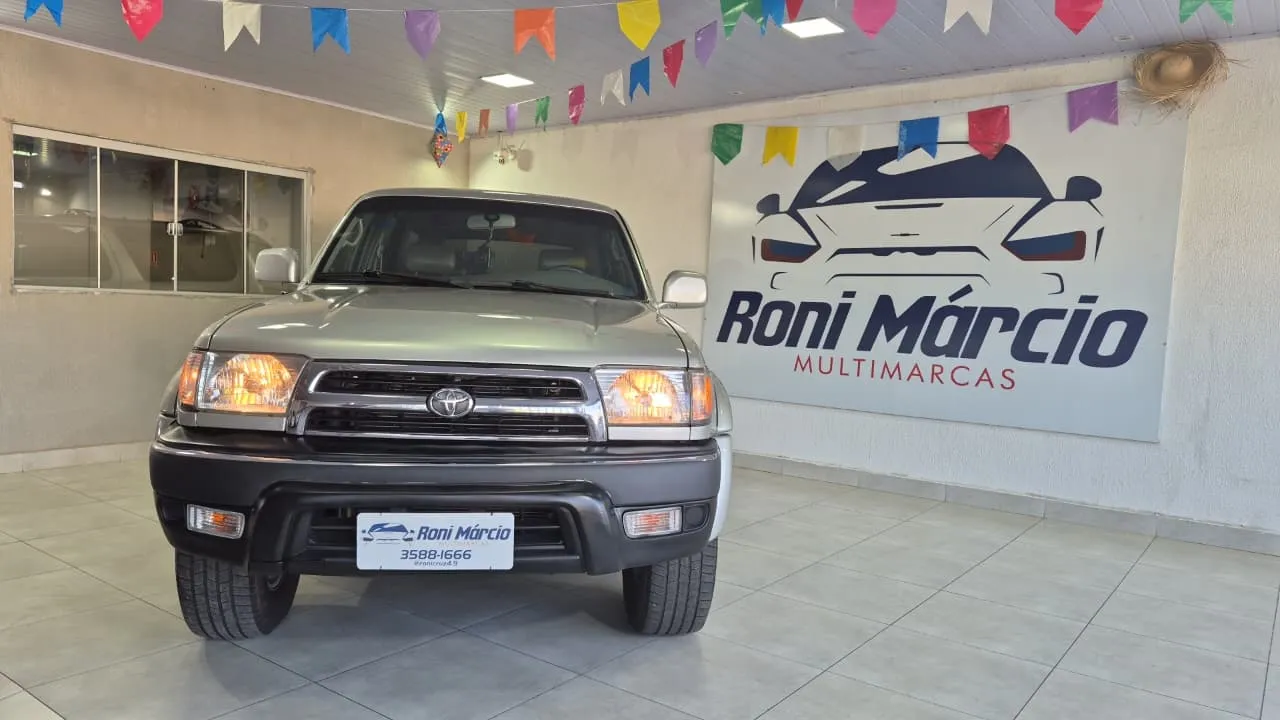 TOYOTA/SW4 3.0